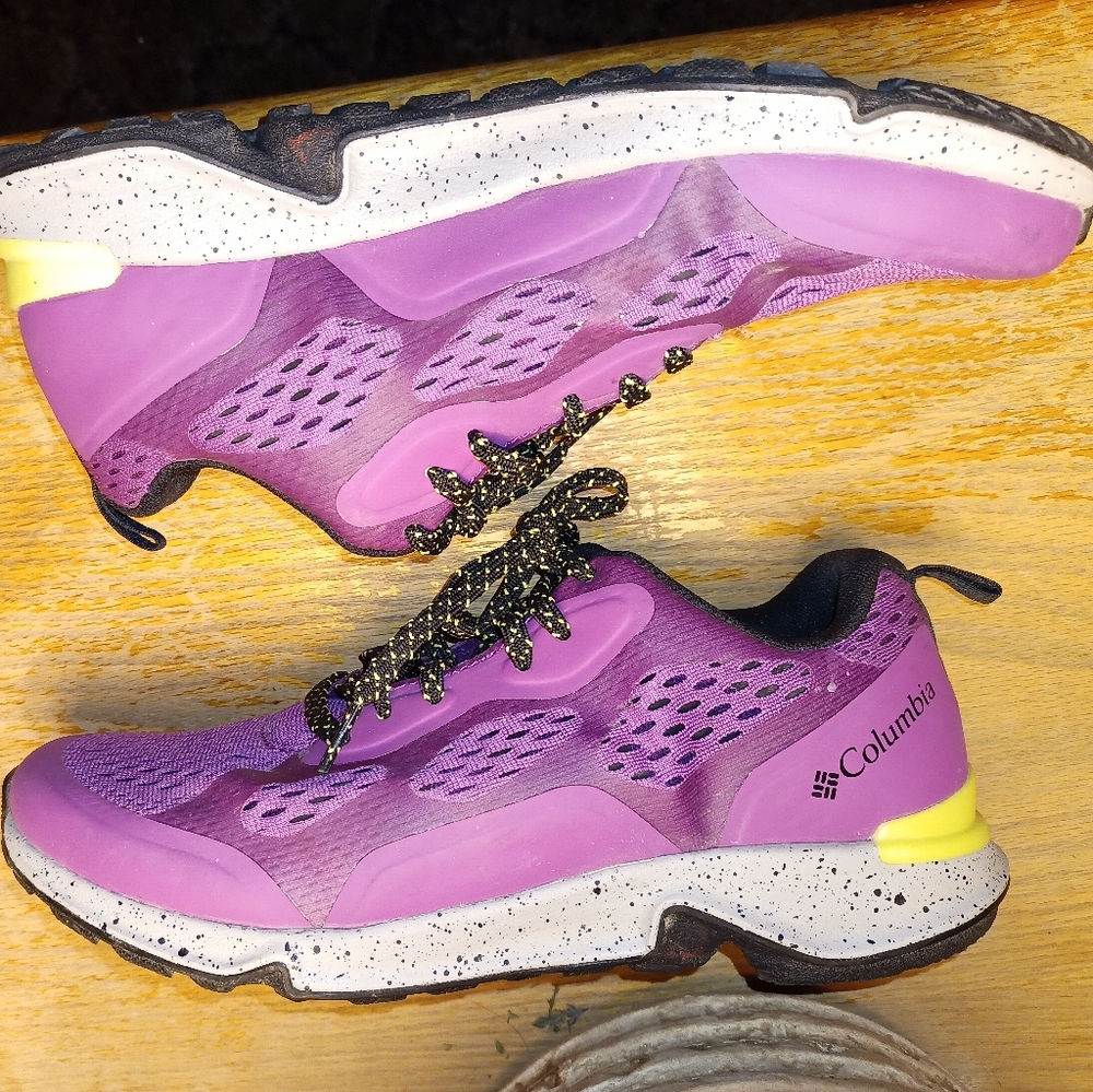 purple Columbia Women's Vitesse Hiking Shoe size 7.5
